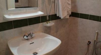 رویالتون هتل