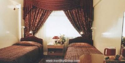 رویالتون هتل