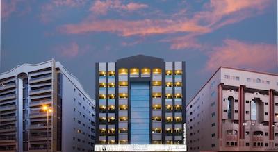 هتل آپارتمان ساوی سوئیت