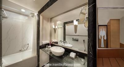 هتل آپارتمان ساوی سوئیت