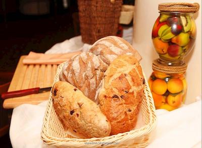 سوئیس-بلهتل شارجه