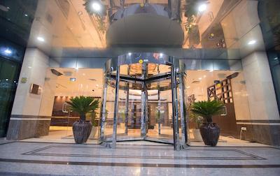 هتل آپارتمان دریم سیتی