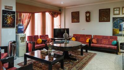 هتل هشت بهشت