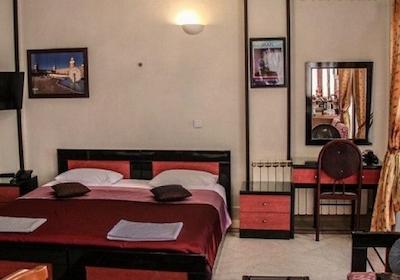 هتل هشت بهشت