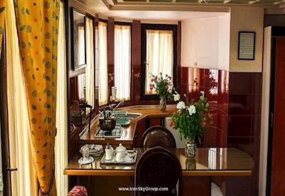 هتل هشت بهشت