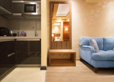 جمز هتل اپاردتل