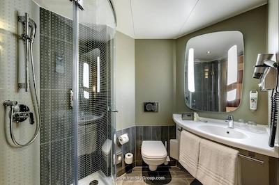 هتل ایبیز وین هاوپتباهنهف