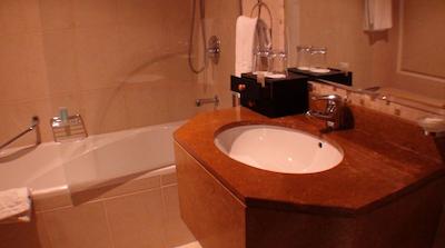 تامانی مارینا هتل و آپارتمان