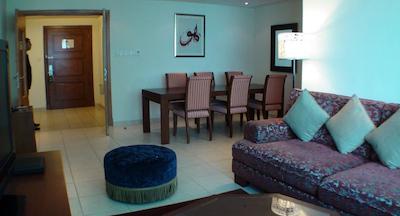 تامانی مارینا هتل و آپارتمان