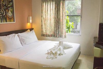 خاوسان هالیدی