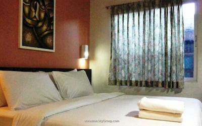 خاوسان هالیدی