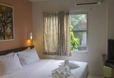 خاوسان هالیدی