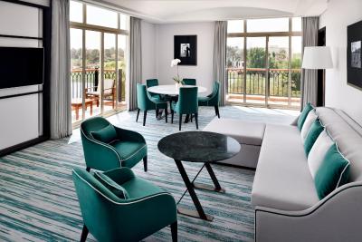 ادرس منتگومری دبی