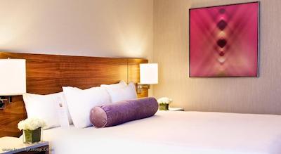 حیات ریجنسی مک کورمیک پلیس