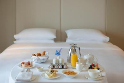 حیات ریجنسی کریک هایتس رزیدنس