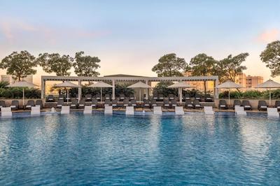 حیات ریجنسی کریک هایتس رزیدنس