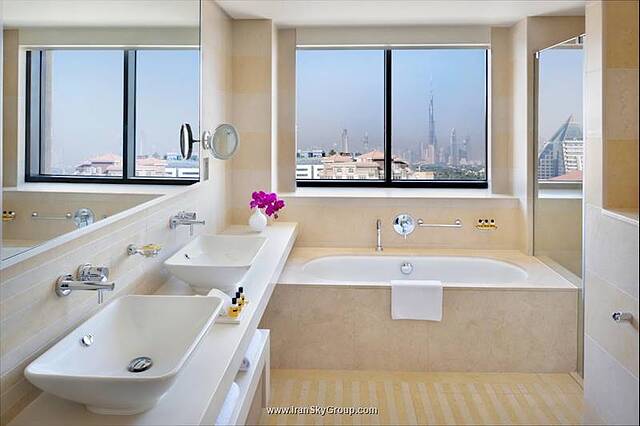 حیات ریجنسی کریک هایتس رزیدنس