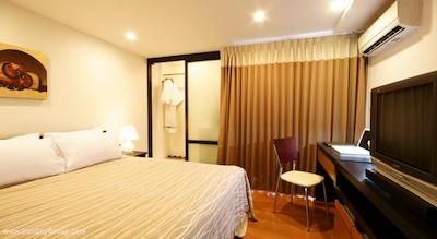 آی- رزیدنس ساتورن