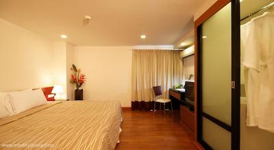 آی- رزیدنس ساتورن