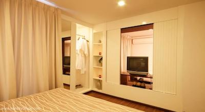 آی- رزیدنس ساتورن