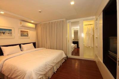 آی- رزیدنس ساتورن