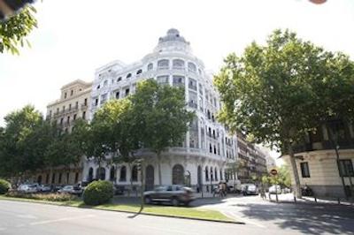 هتل پتیت پالاس ساوی آلفنسُ کسیی