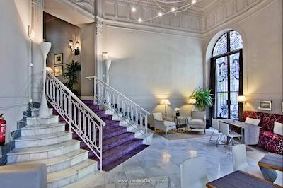 هتل پتیت پالاس ساوی آلفنسُ کسیی