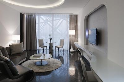 یاس وایسروی ابوظبی