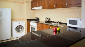 تایم کریستال هتل آپارتمان