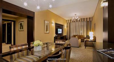 تایم اوک هتل اند سوئیت