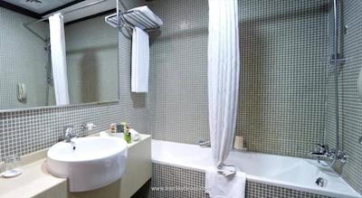 تایم اوک هتل اند سوئیت