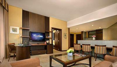 تایم اوک هتل اند سوئیت