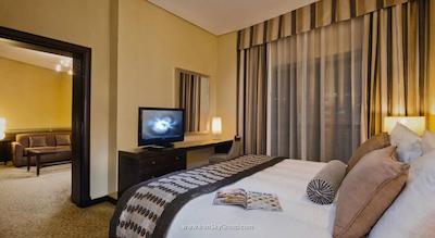 تایم اوک هتل اند سوئیت