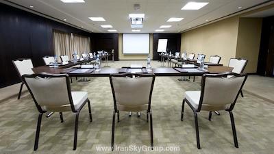 تایم اوک هتل اند سوئیت