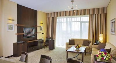 تایم اوک هتل اند سوئیت