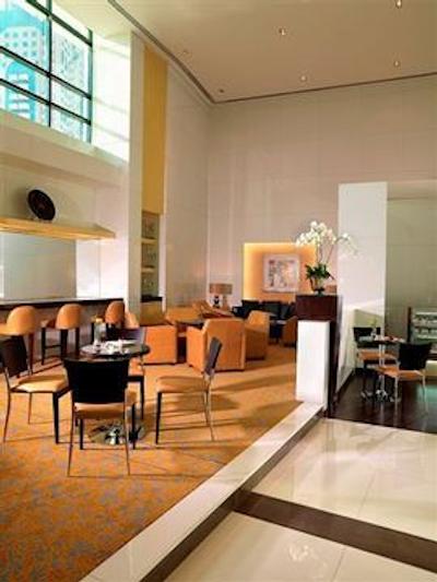 تایم اوک هتل اند سوئیت