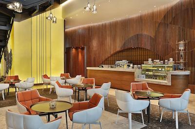 دابل تری بای هیلتون دوبی-بیزنس بی