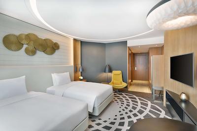 دابل تری بای هیلتون دوبی-بیزنس بی