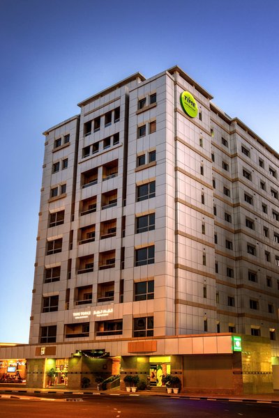 تایم توپاز هتل آپارتمان