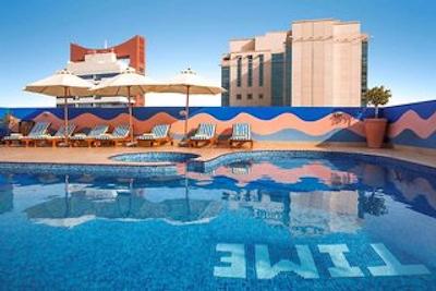 تایم توپاز هتل آپارتمان