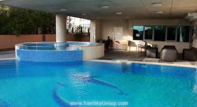 تولیپ کریک هتل آپارتمان
