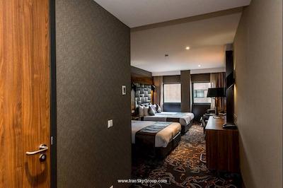 کسو هتل پارک وست