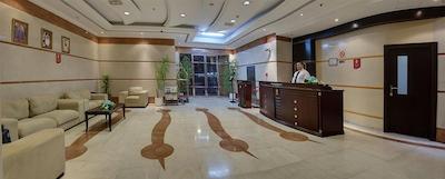 تولیپ این القصیص دبی سوئیتس