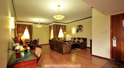 تولیپ این القصیص دبی سوئیتس