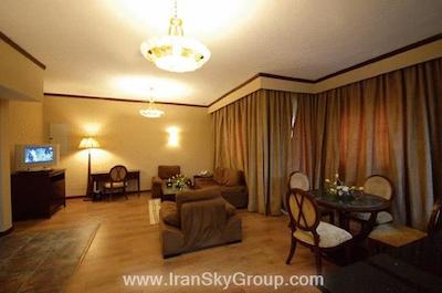 تولیپ این القصیص دبی سوئیتس