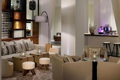 هتل بولوارد آتوگراف کالکشن