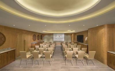 د ریتریت پالم دوبی ام گالری بای سوفیتل