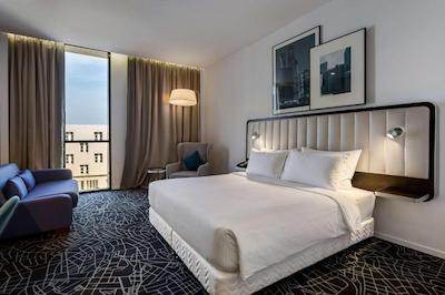 پیرل اکسکیوتیو هتل