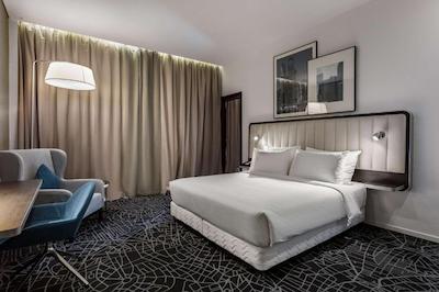 پیرل اکسکیوتیو هتل