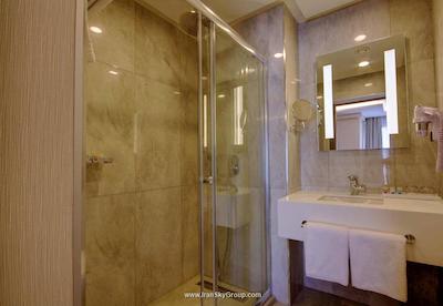 تریپ بای ویندهام استانبول تکسیم